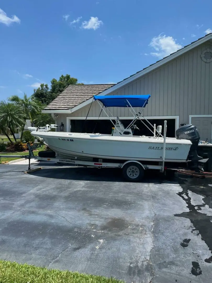 2009 Sailfish 1900 bb bay boat