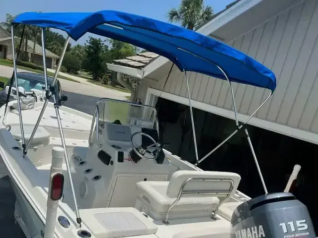 Sailfish 1900 Bay Boat