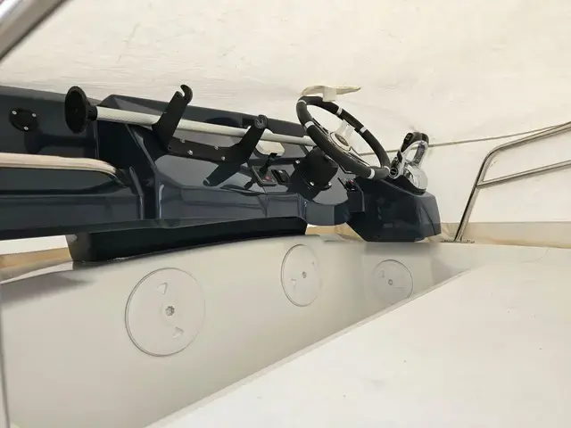 Beneteau Barracuda 9