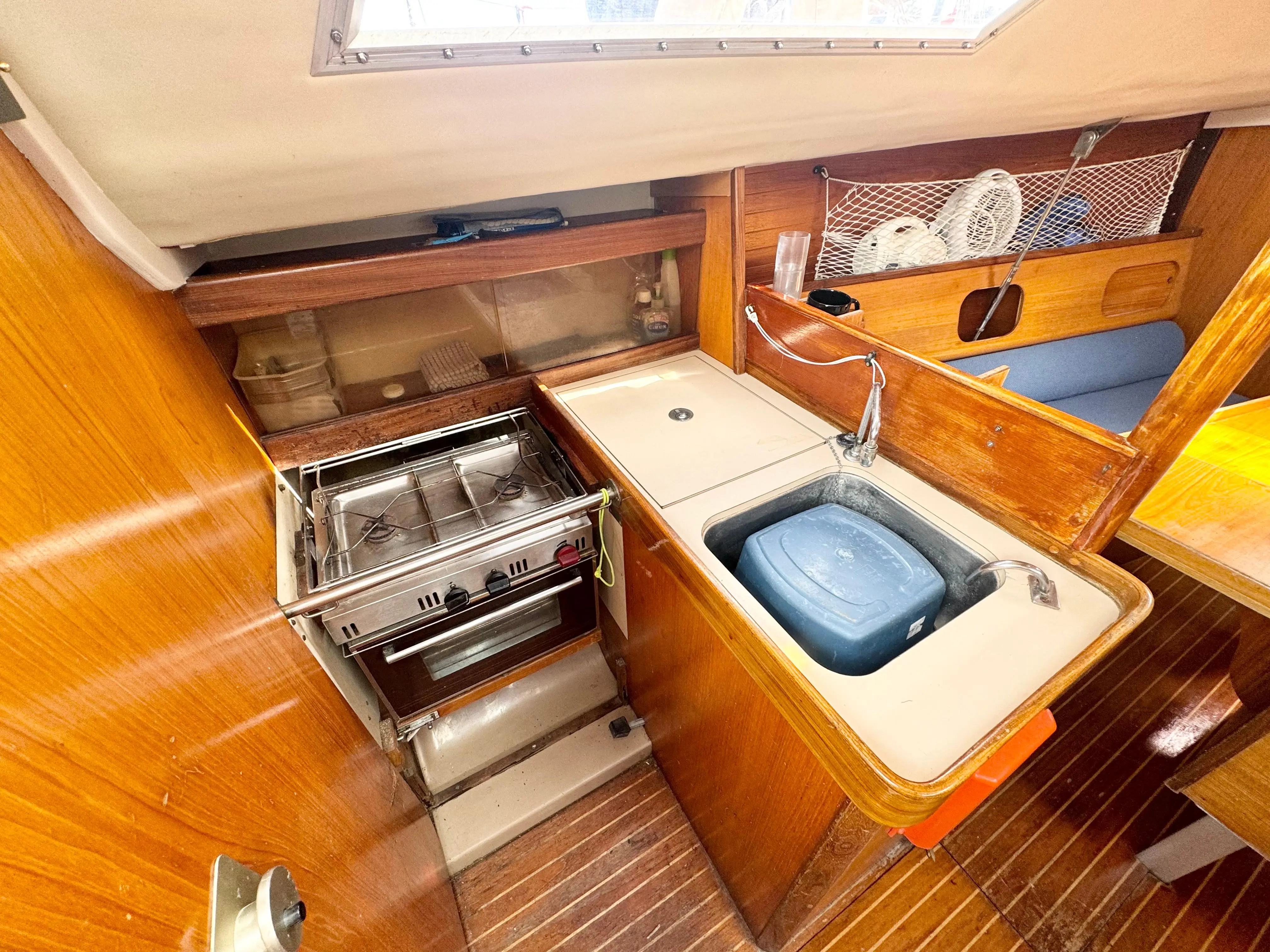 1986 Beneteau first 29