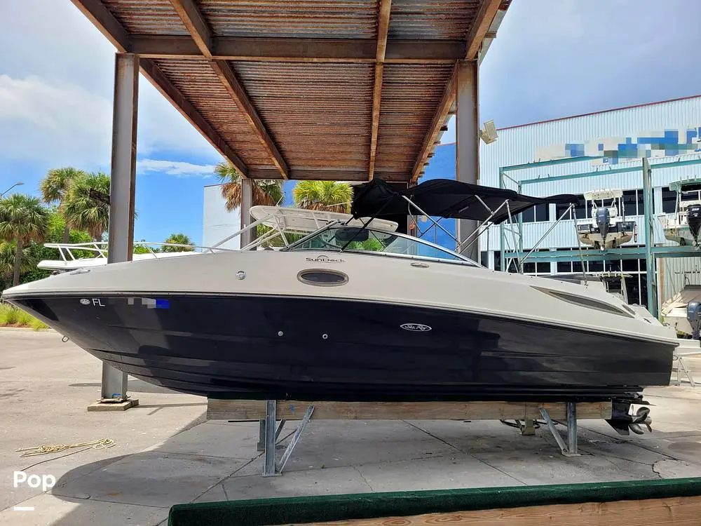 2011 Sea Ray 260 sundeck