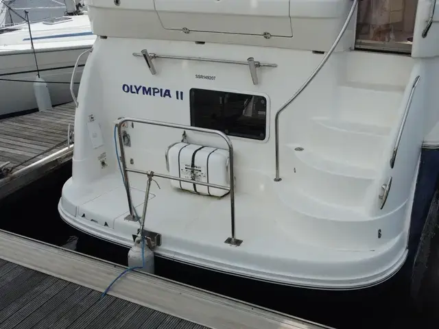 Sea Ray 390