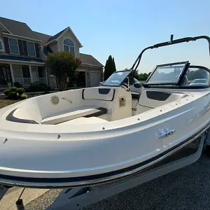 2021 Bayliner VR4