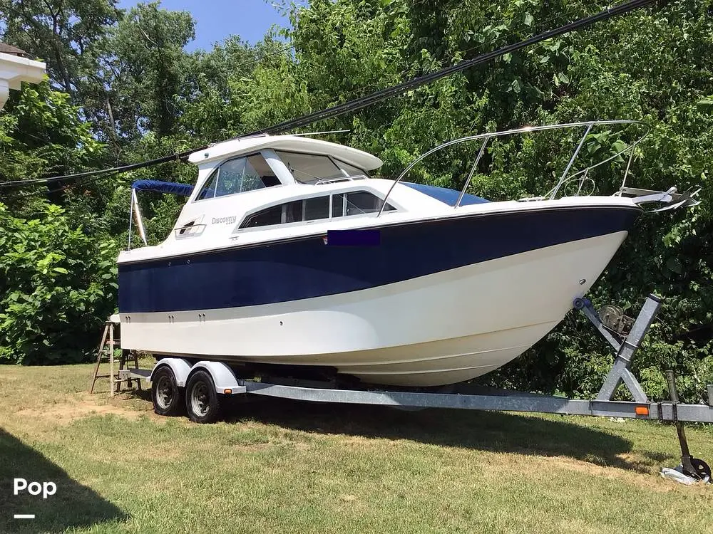 2009 Bayliner 246 discovery