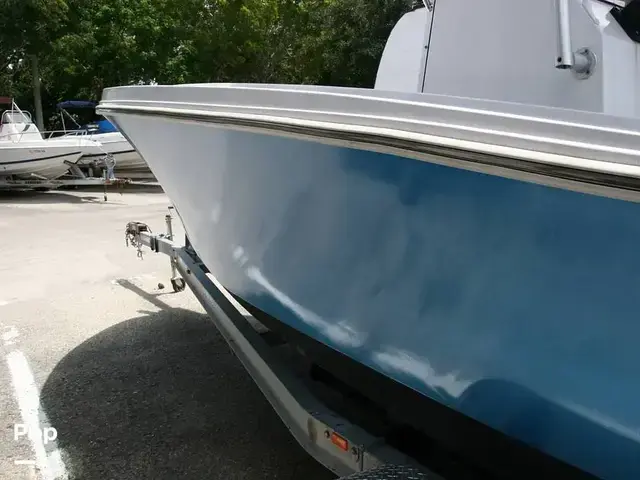 Mako 231 Center Console