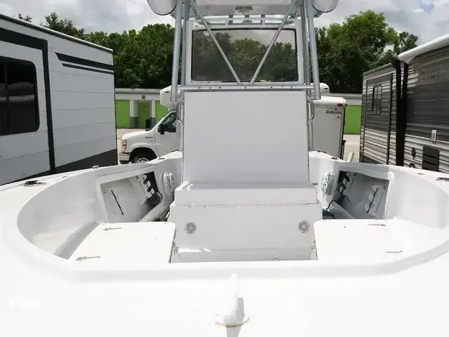 Mako 231 Center Console