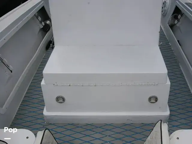 Mako 231 Center Console