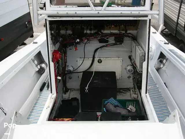 Mako 231 Center Console