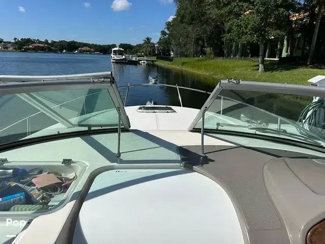 Rinker Express Cruiser 280