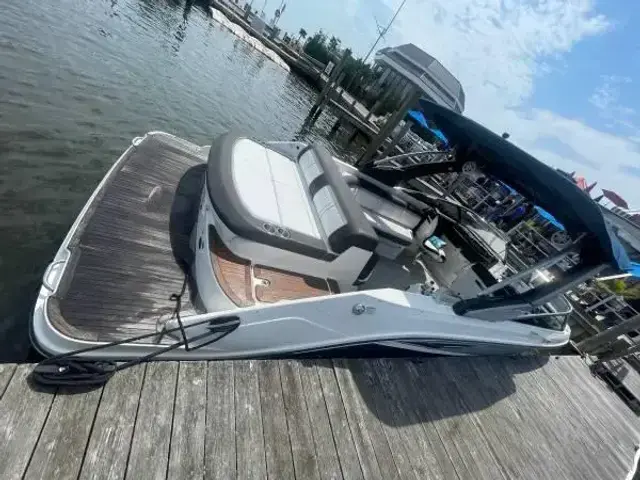 Sea Ray SLX280