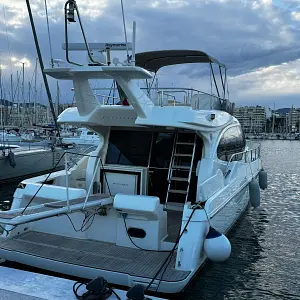 2010 Ferretti Yachts 470