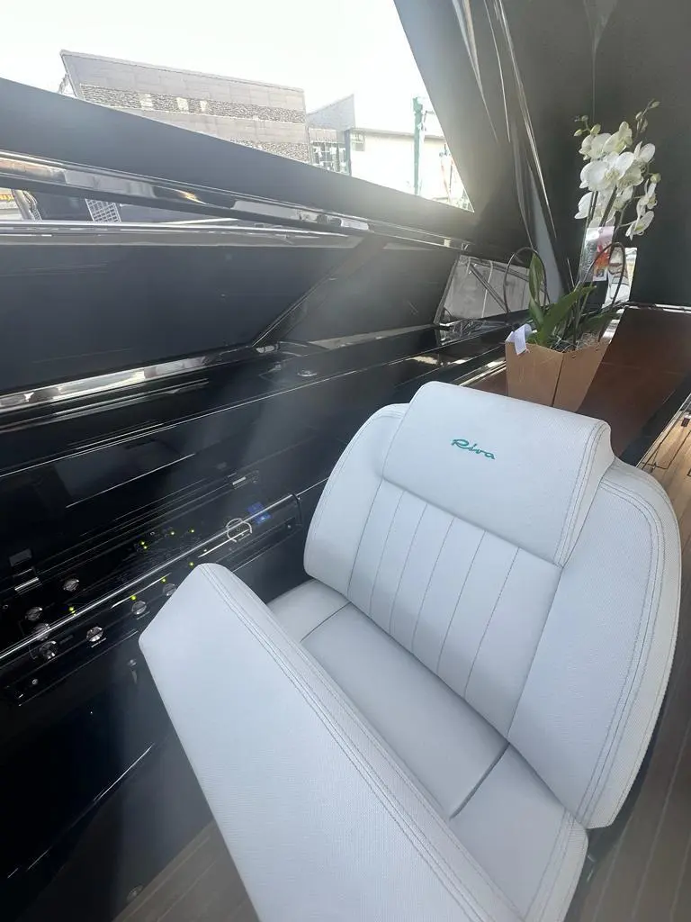 2023 Riva 56 rivale