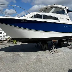 2011 Bayliner 266 Discovery