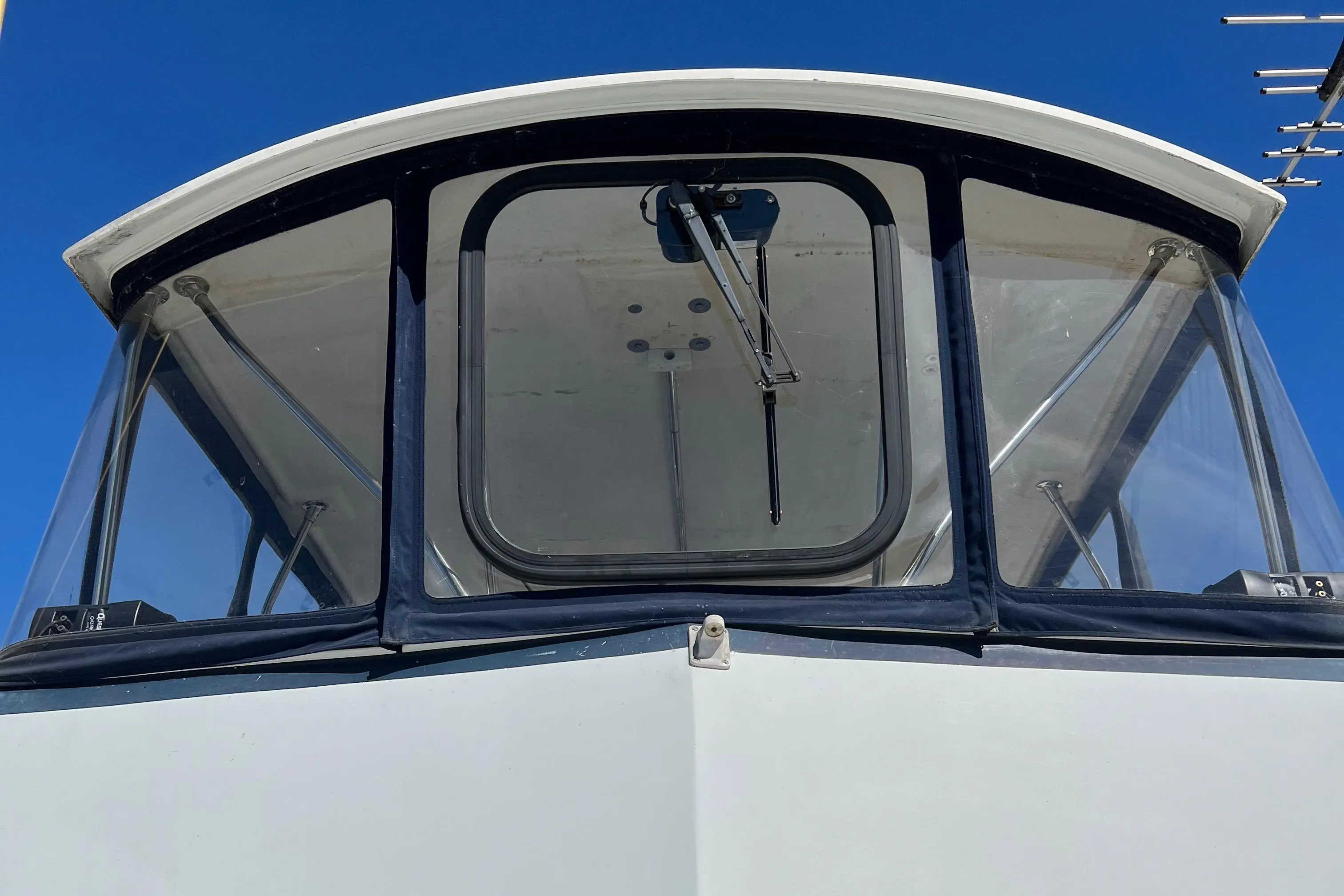 1976 Californian 38 motor yacht