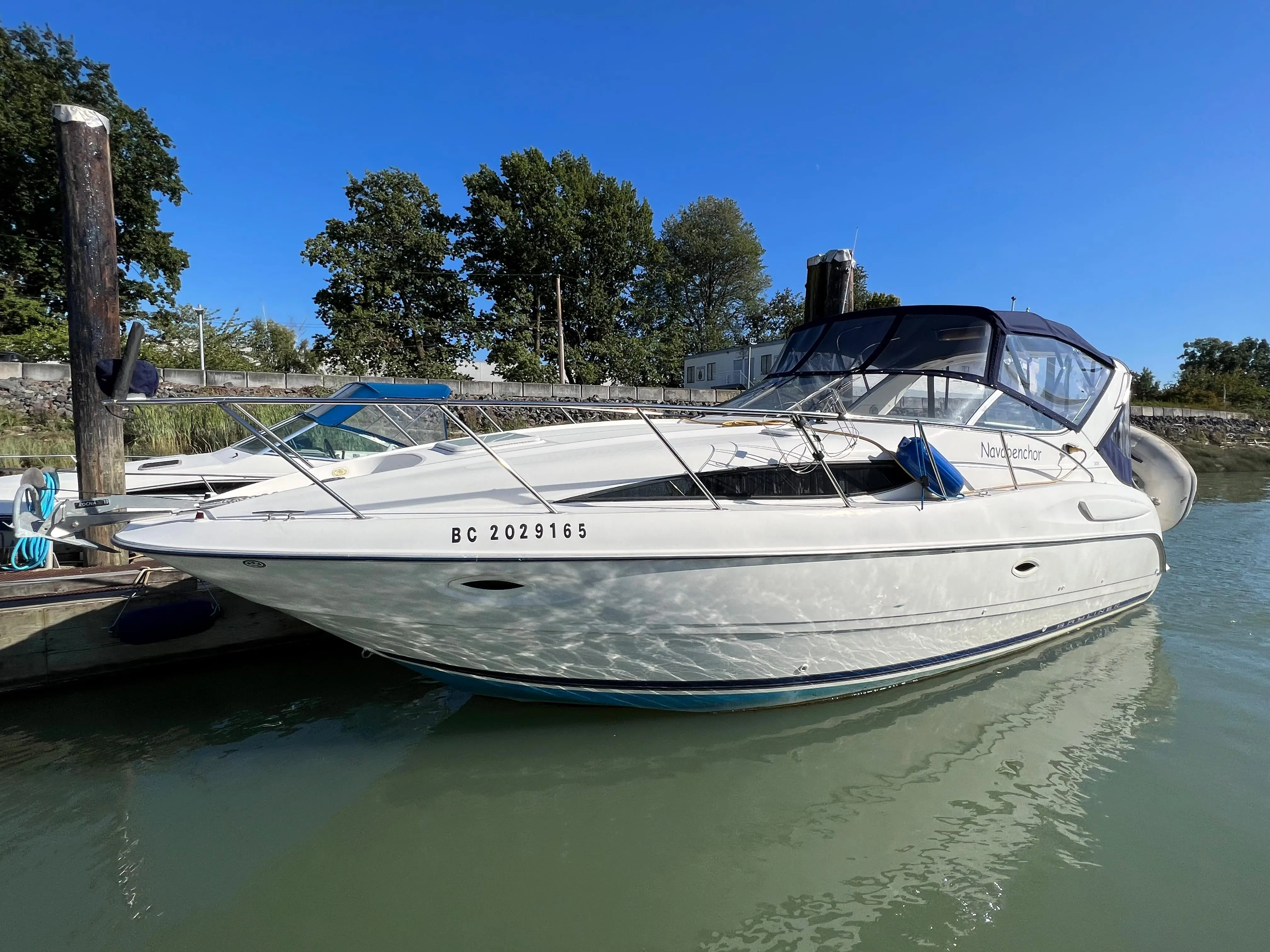 2005 Bayliner 305 cruiser