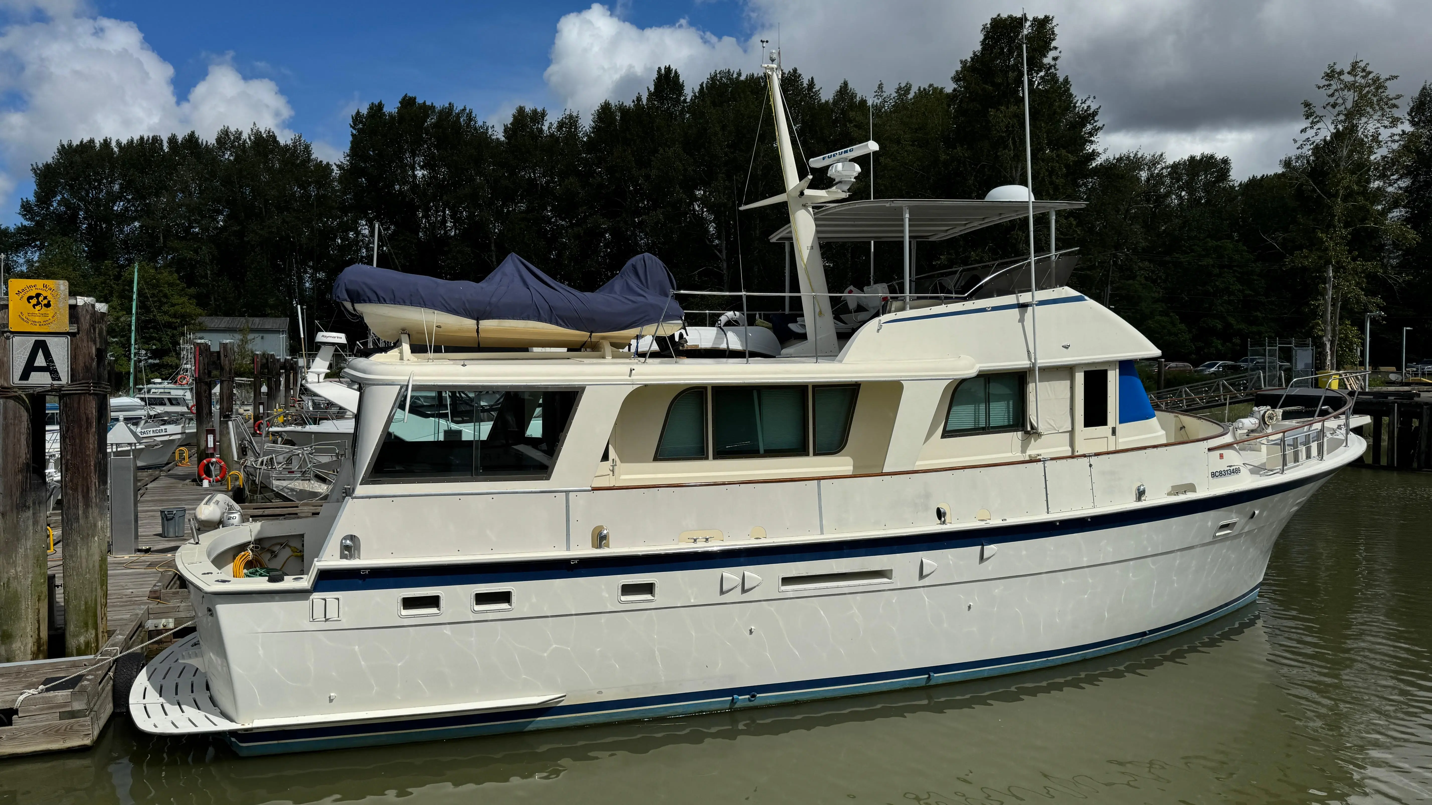 1979 Hatteras 58 long range cruiser