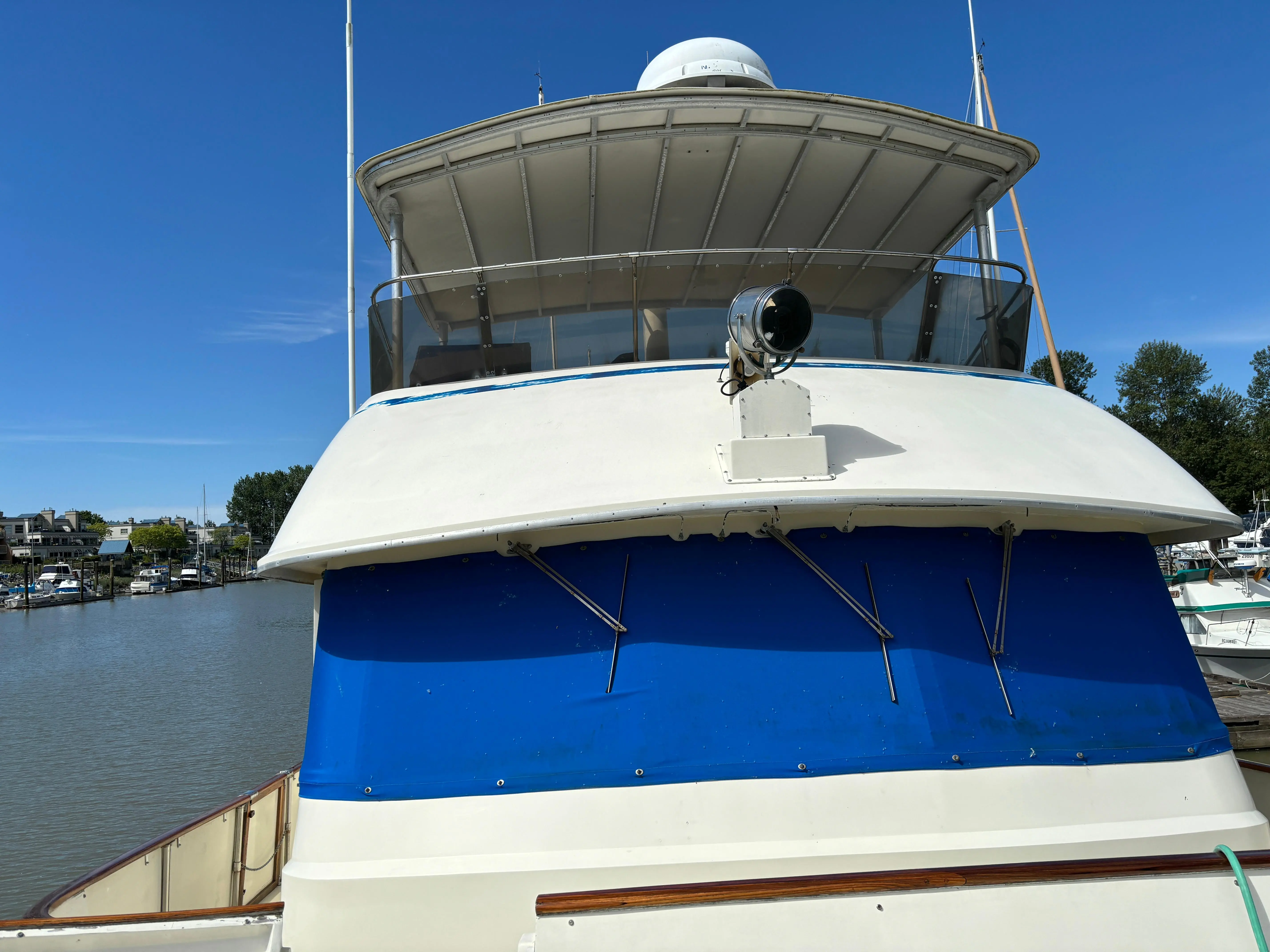 1979 Hatteras 58 long range cruiser