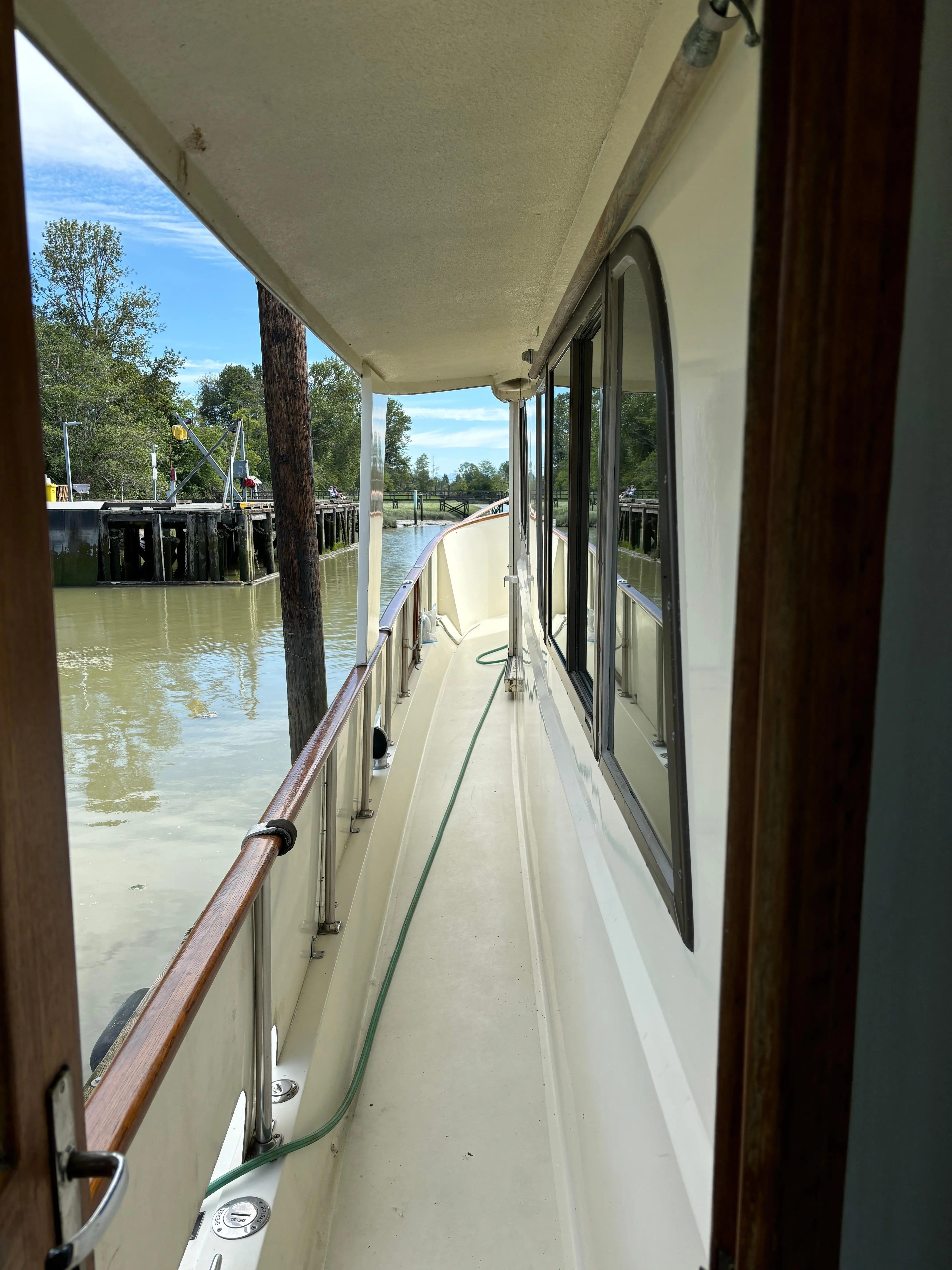 1979 Hatteras 58 long range cruiser