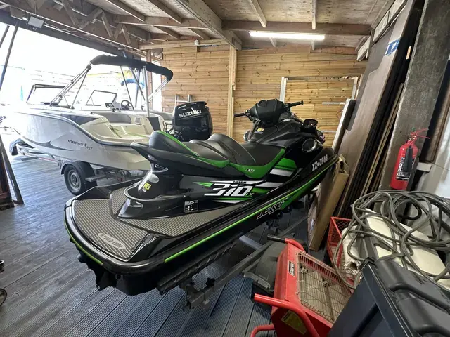 Kawasaki 310 LX jetski