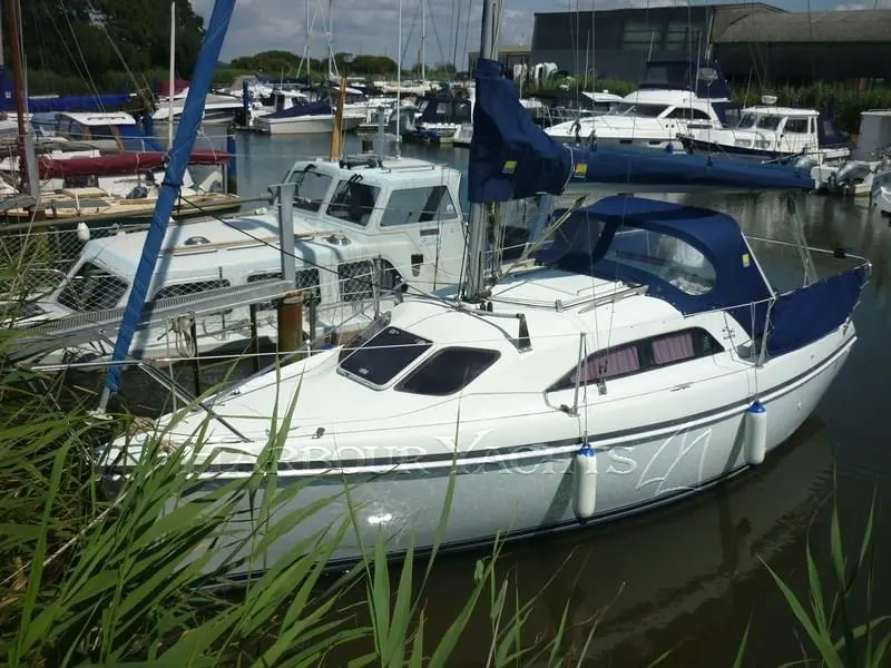 2001 Hunter ranger 245