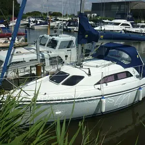 2001 Hunter Ranger 245