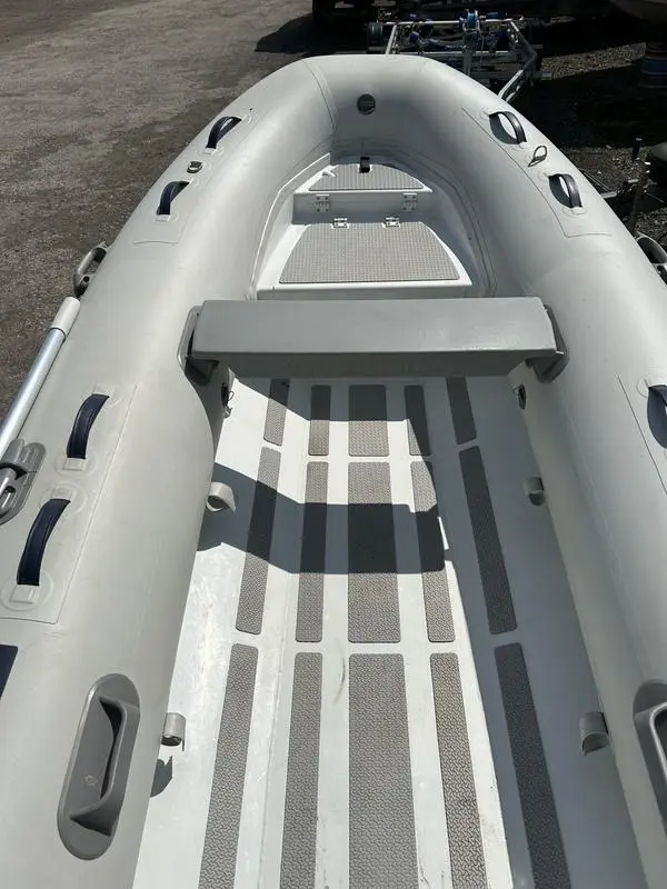 2016 Evinrude classic 340 rib boat