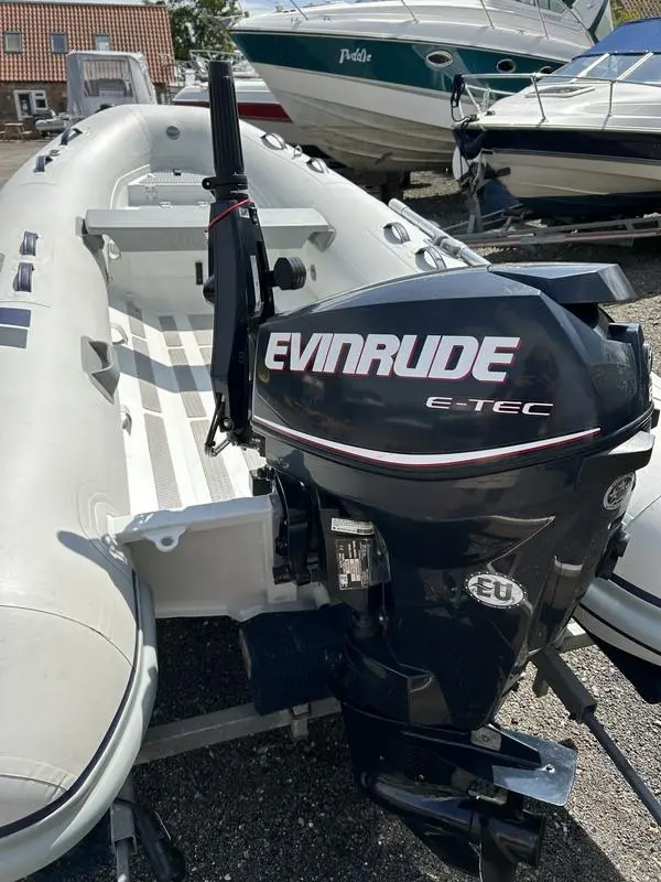 2016 Evinrude classic 340 rib boat