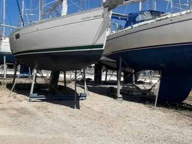 Beneteau Oceanis 351