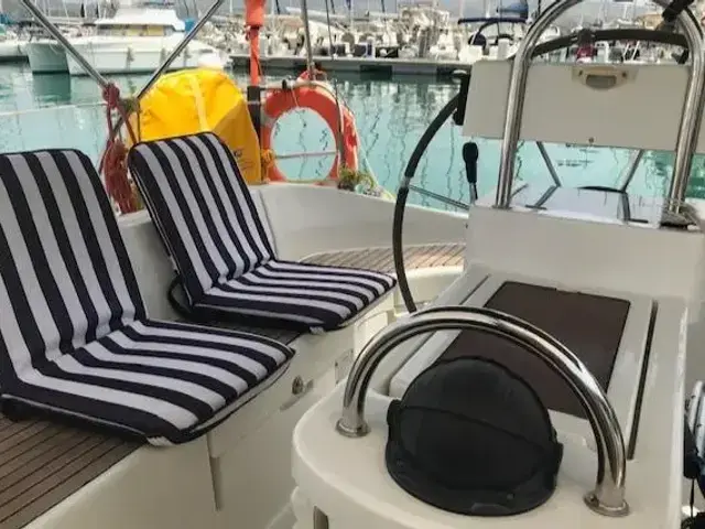 Beneteau Oceanis 351