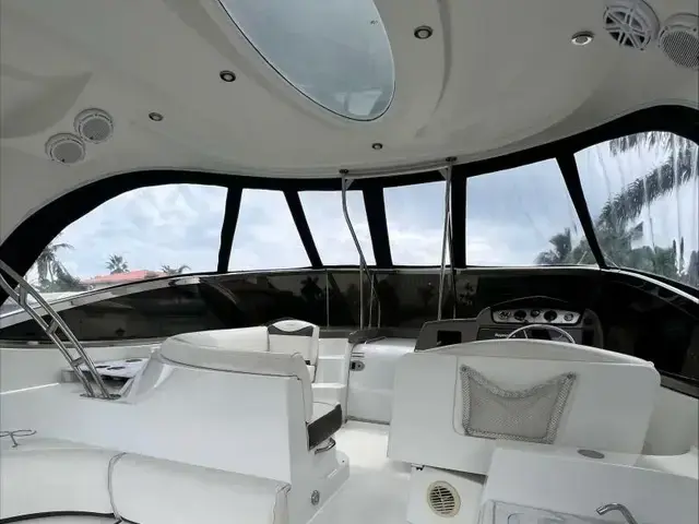 Cruisers Yachts 460 Express