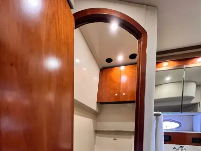 Cruisers Yachts 460 Express