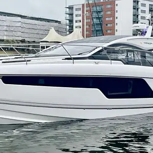 2024 Fairline Targa 40