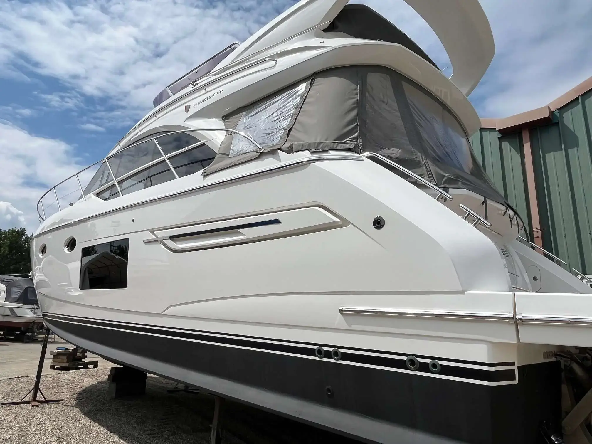 2018 Princess 49