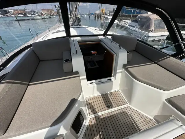 Jeanneau Yachts 51