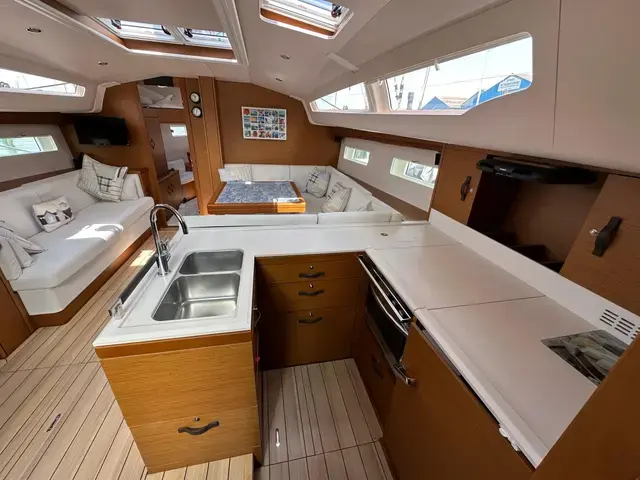 Jeanneau Yachts 51