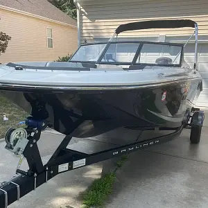 2023 Bayliner Element M17