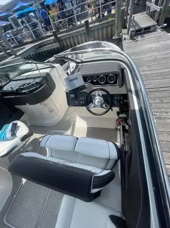 2017 Sea Ray 280 slx