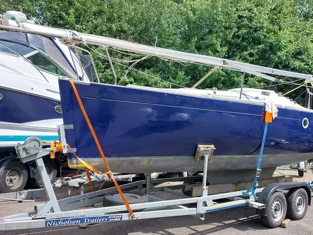 Beneteau First 211