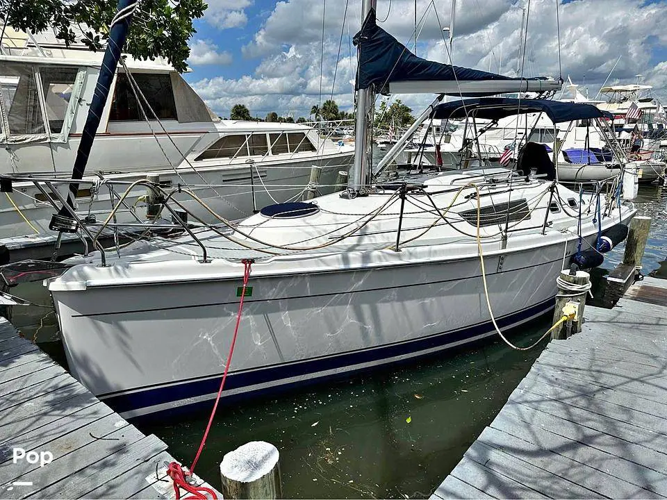 2006 Hunter 31