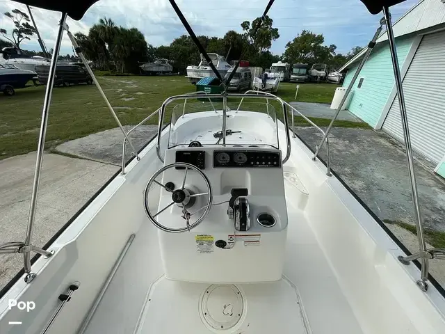 Boston Whaler 170 Montauk