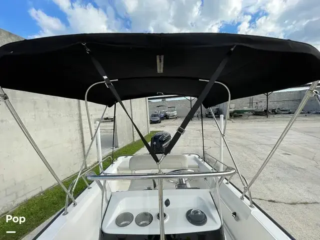 Boston Whaler 170 Montauk