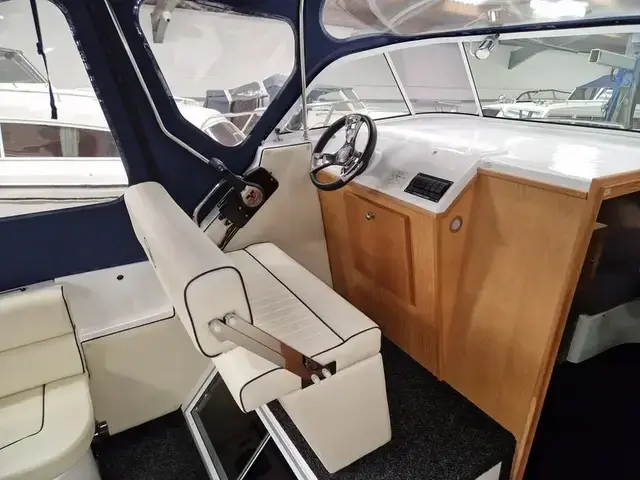 Viking 24 Wide Beam called Folie a Deux