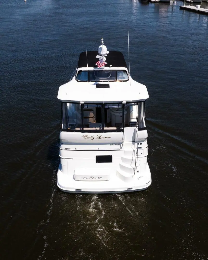 2004 Carver 466 motor yacht