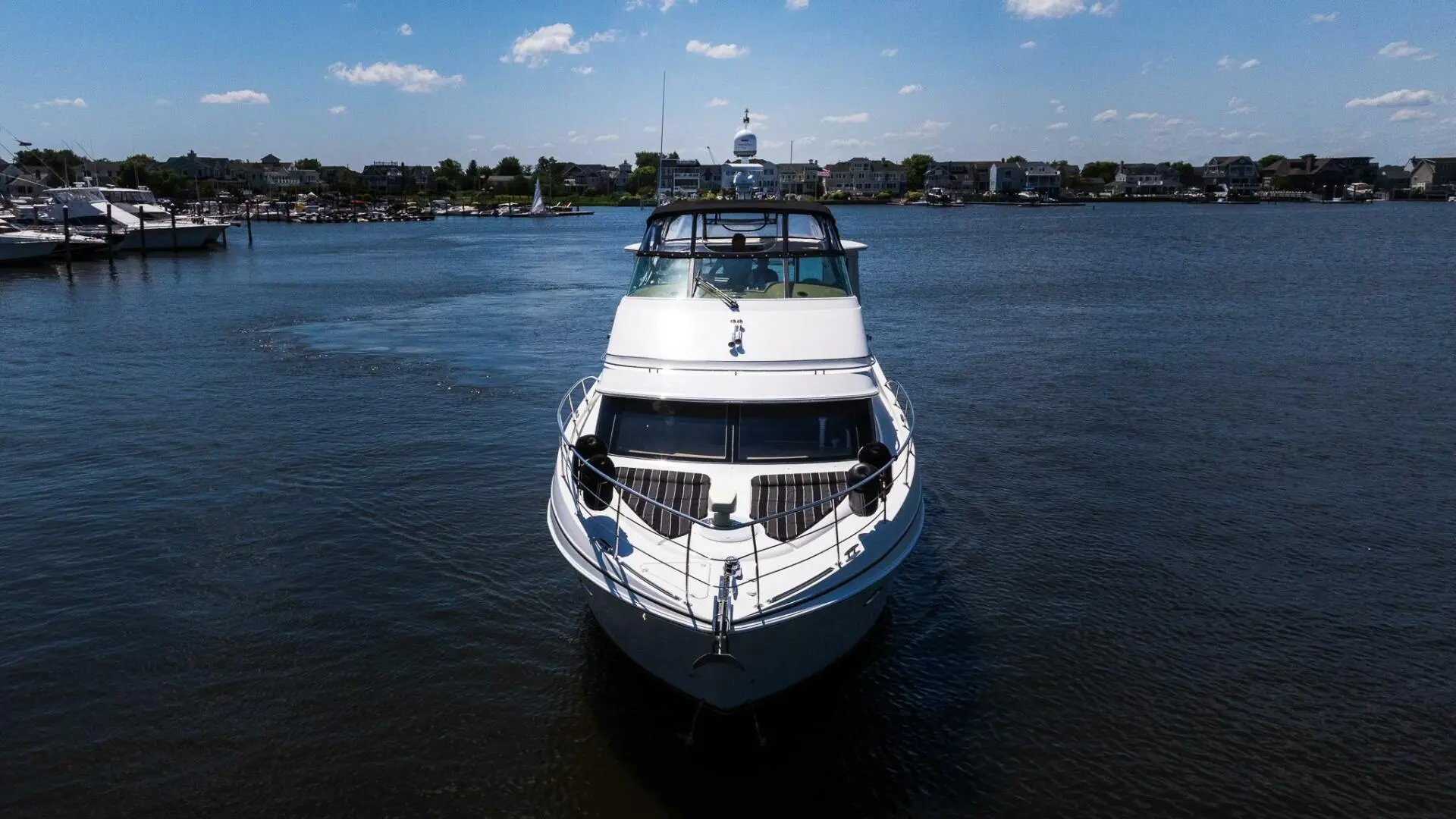 2004 Carver 466 motor yacht