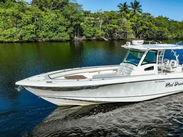 Boston Whaler 300 Outrage