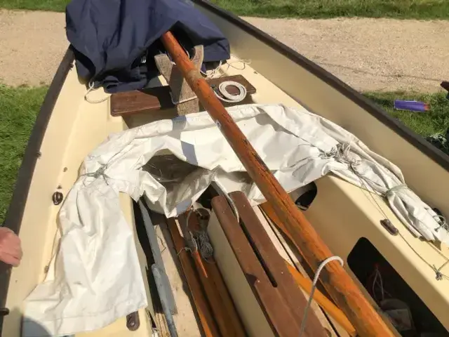 Honnor Marine Drascombe Lugger Mk III