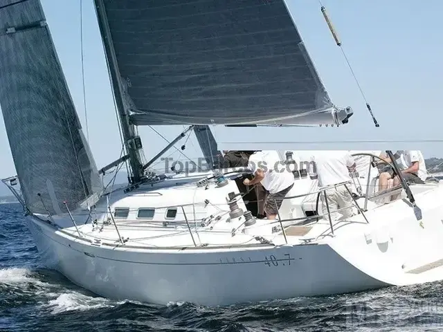 Beneteau First 40.7