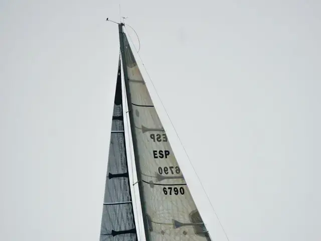 Beneteau First 40.7