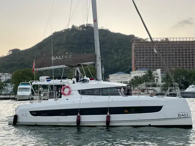 Bali Catamarans 4.2