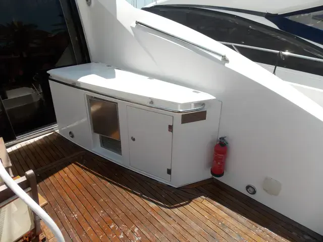 Sunseeker Predator 72